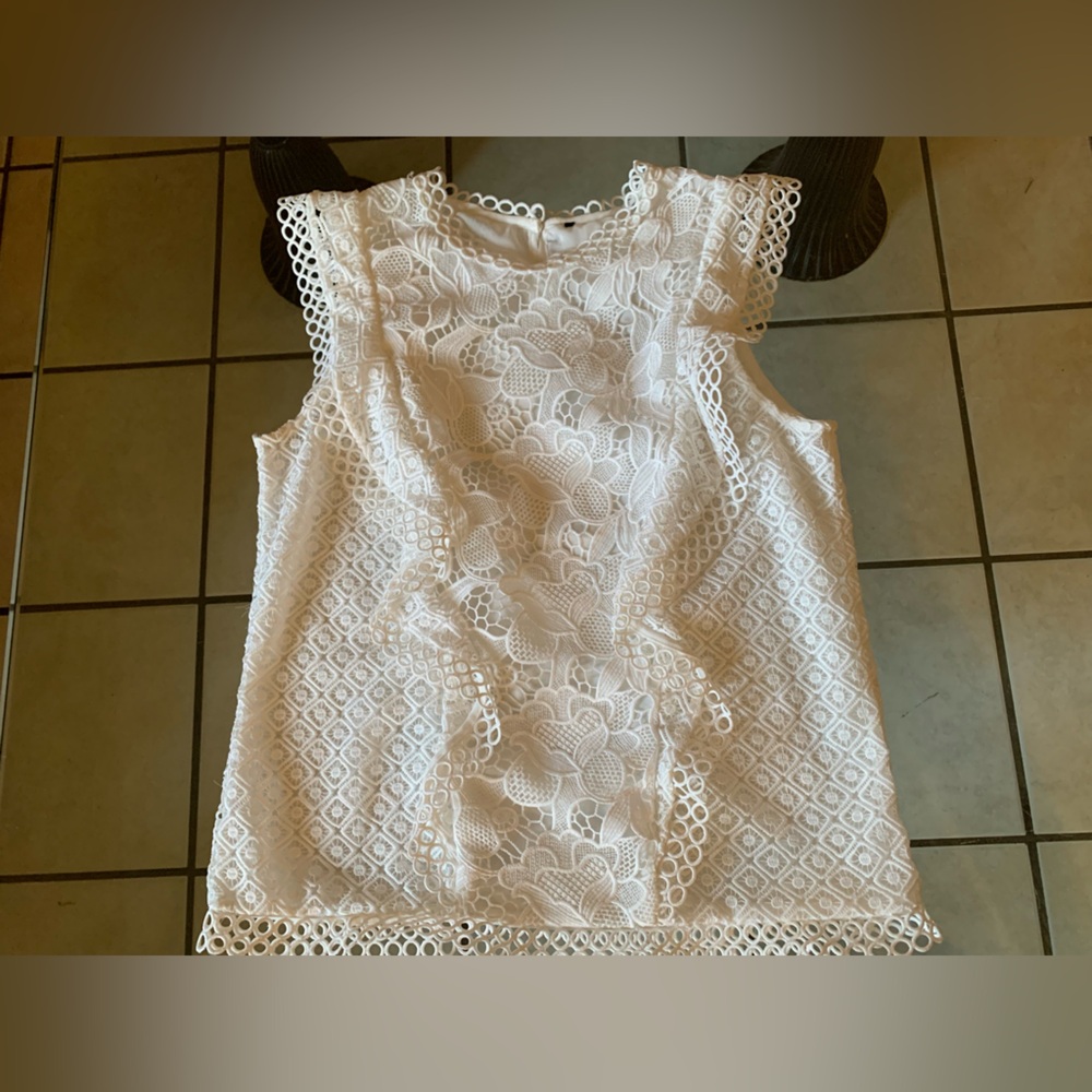White House Black Market Lace Sleeveless Top